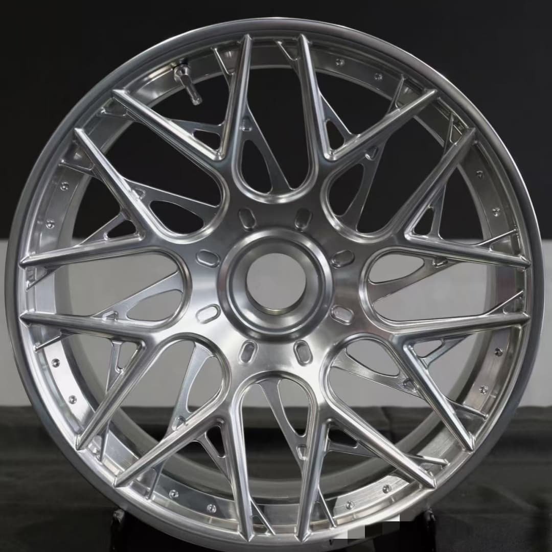 Forged aluminum rear wheel for Ducati DIAVEL – lightweight multi-spoke performance design by FLEXI Moto Wheels