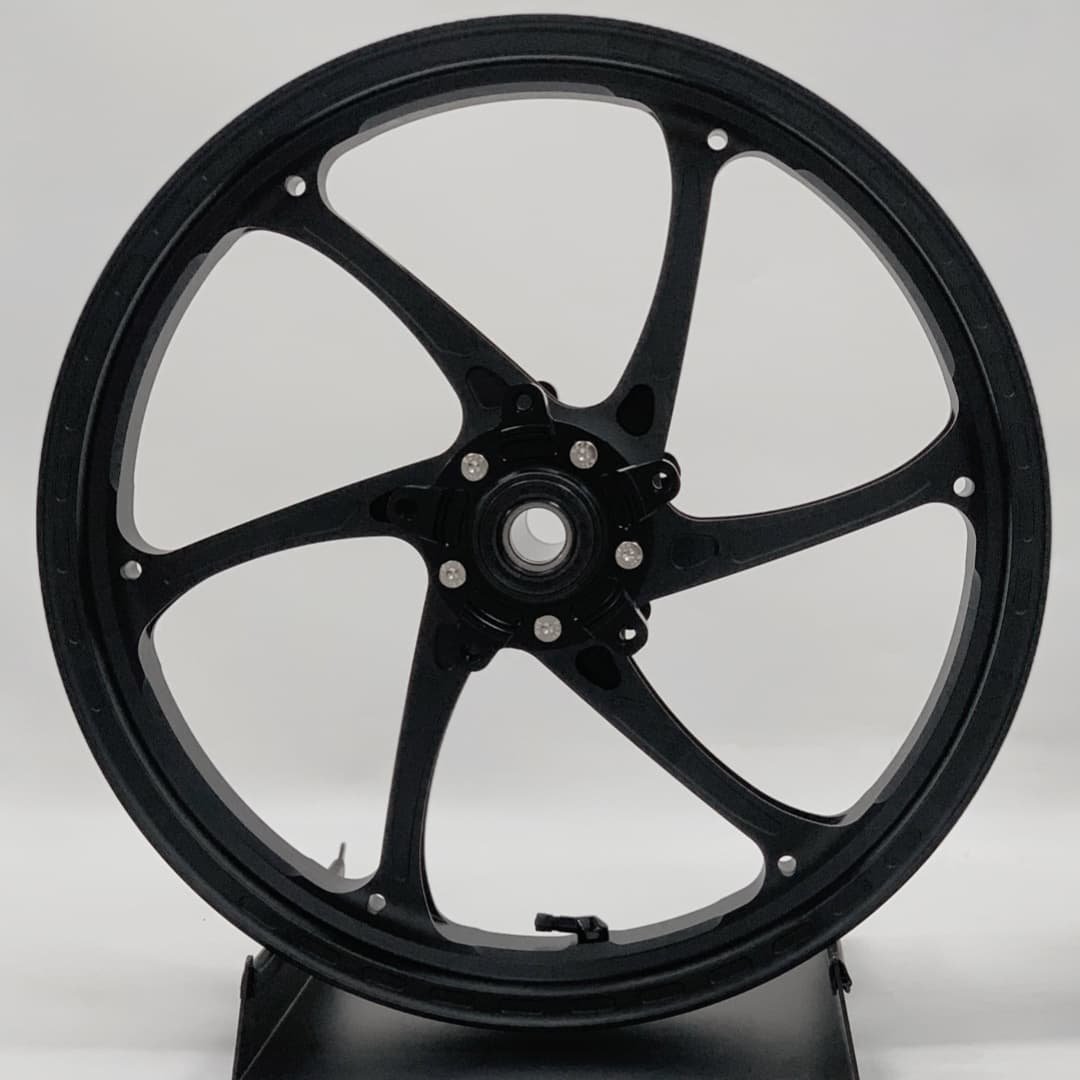Matte black forged aluminum wheel for SUZUKI HAYABUSA, precision-machined 6-spoke sportbike rim