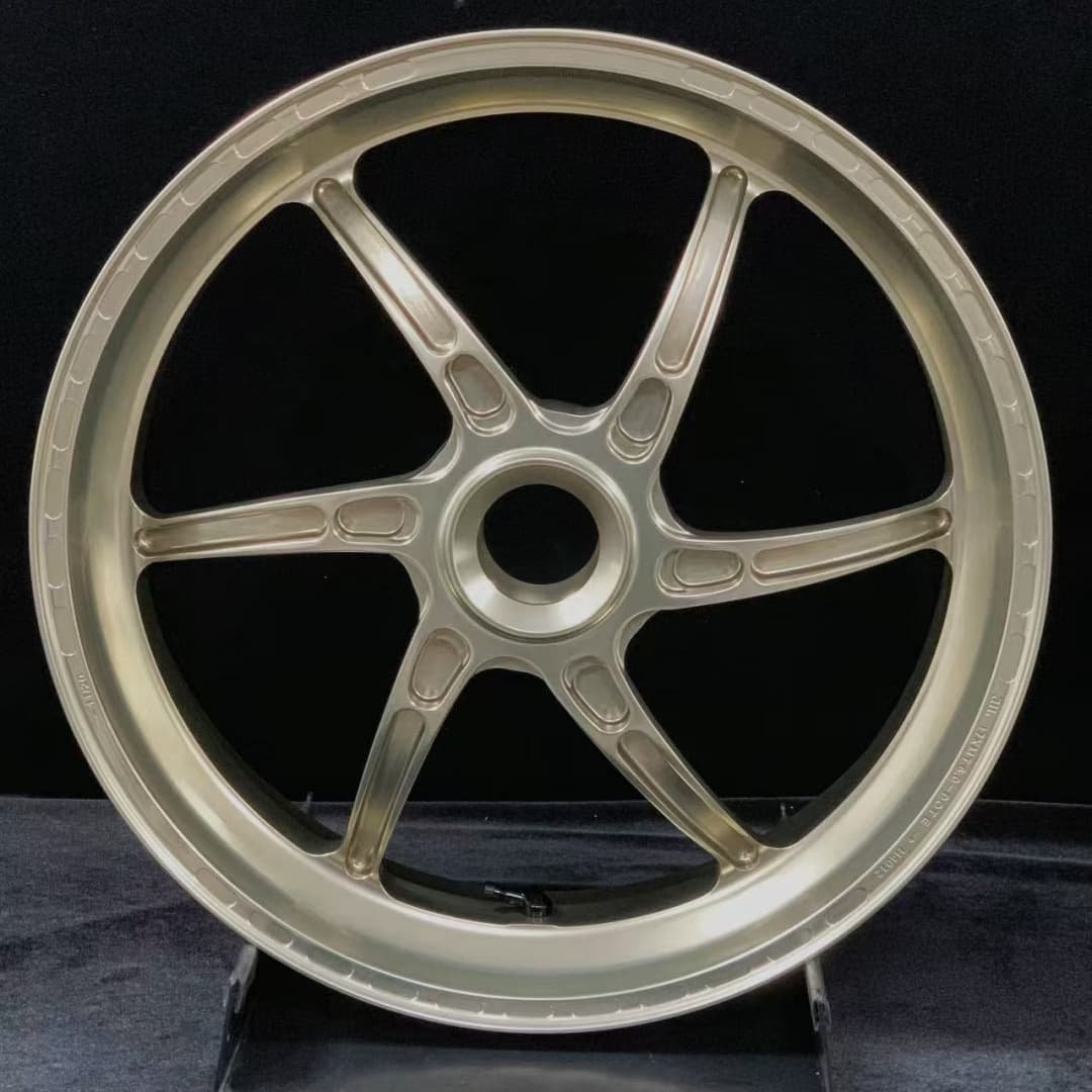 Forged rear wheel for Ducati MULTISTRADA V4 – minimalist 6-spoke titanium-tone design for long-distance endurance