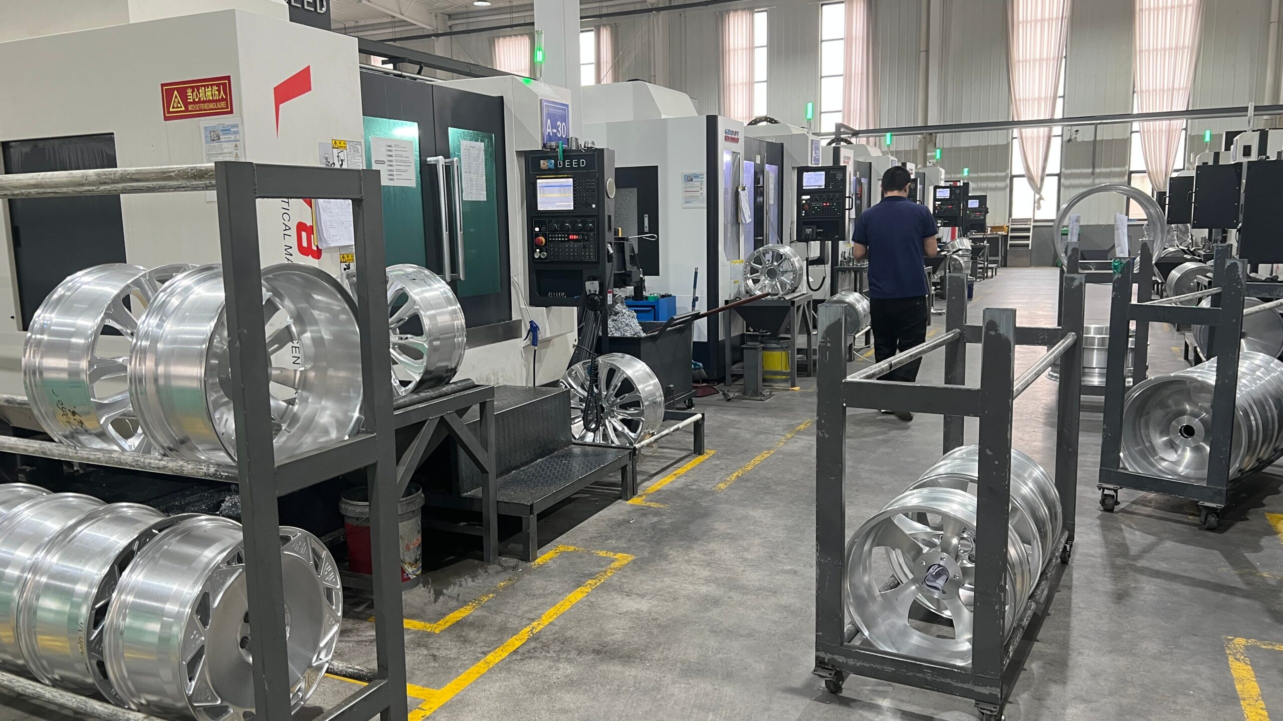 CNC machining process for forged wheels at FLEXIFORGED factory in Chongqing