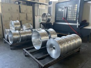 Forged monoblock wheel machined from a single billet by FLEXIFORGED
